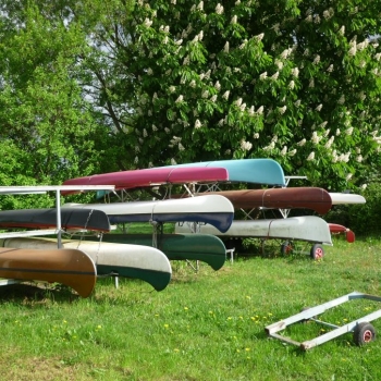 Kanulager auf der Werft Allerm&ouml;he